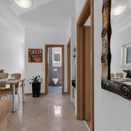 Marinero Apartment Makarska