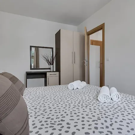 Apartment Marinero
