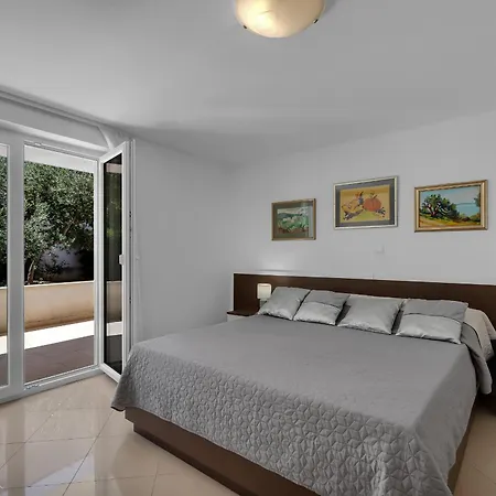 Apartman Marinero *